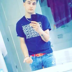 Meet your Posher, Colin